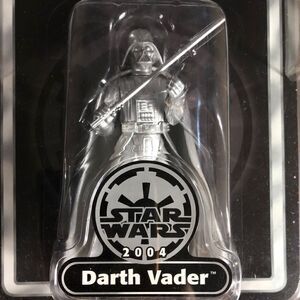 Star ⭐️ Wars Silver Anniversary 2004 Darth Vader Sealed in Star ⭐️ Case NEW